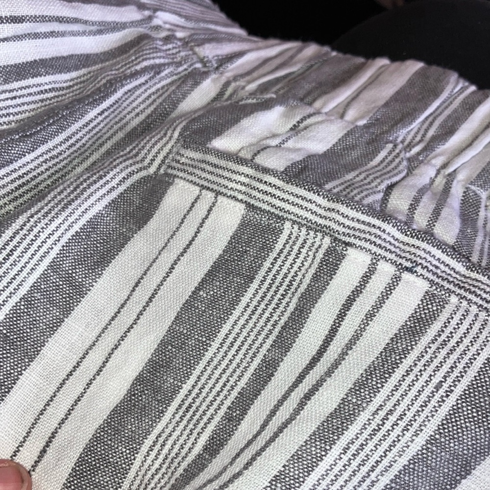Garnet Hill Black and White Slacks - Picture 4 of 6